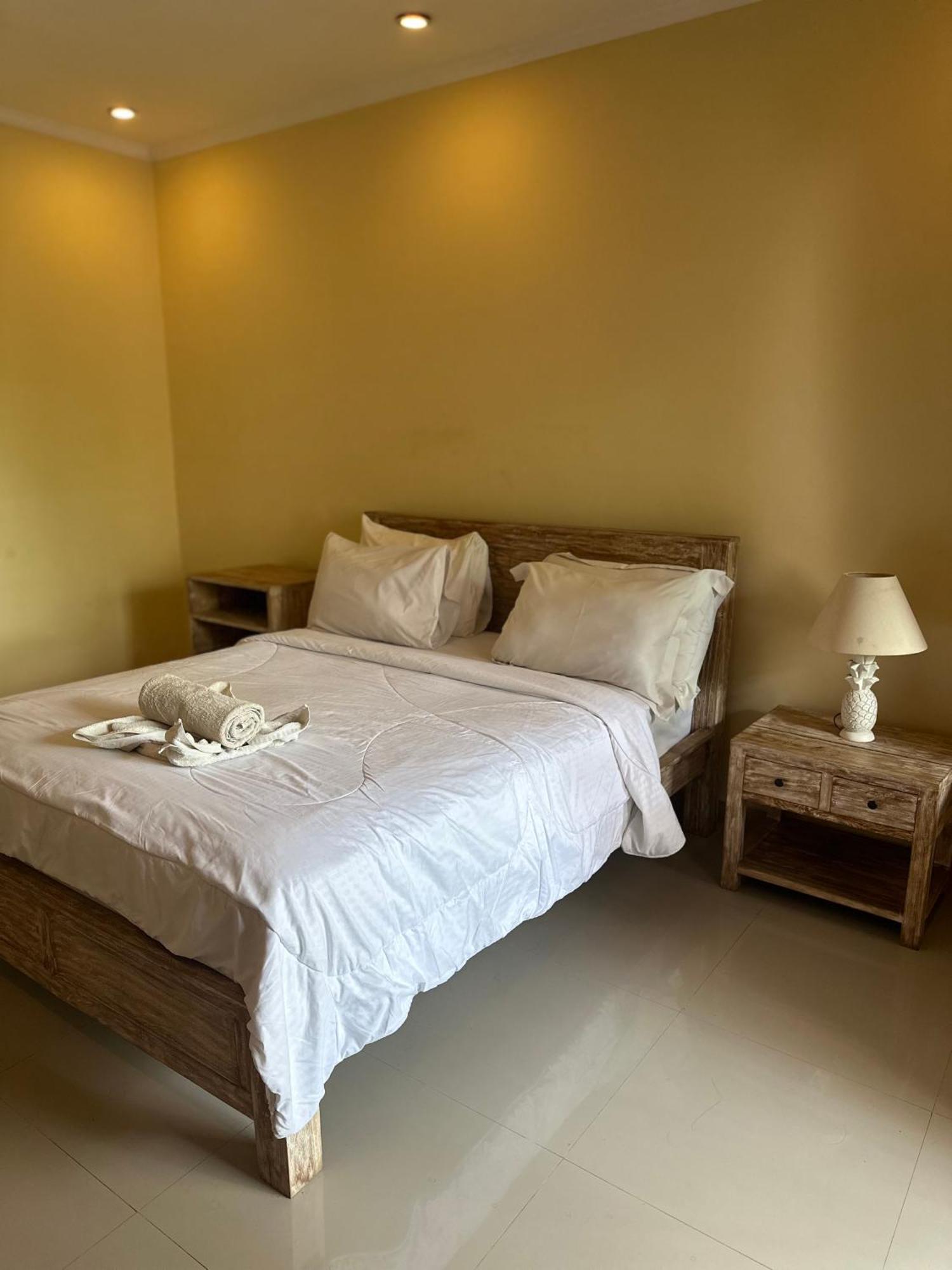 Dicky Guest House Batu Bolong Canggu Esterno foto