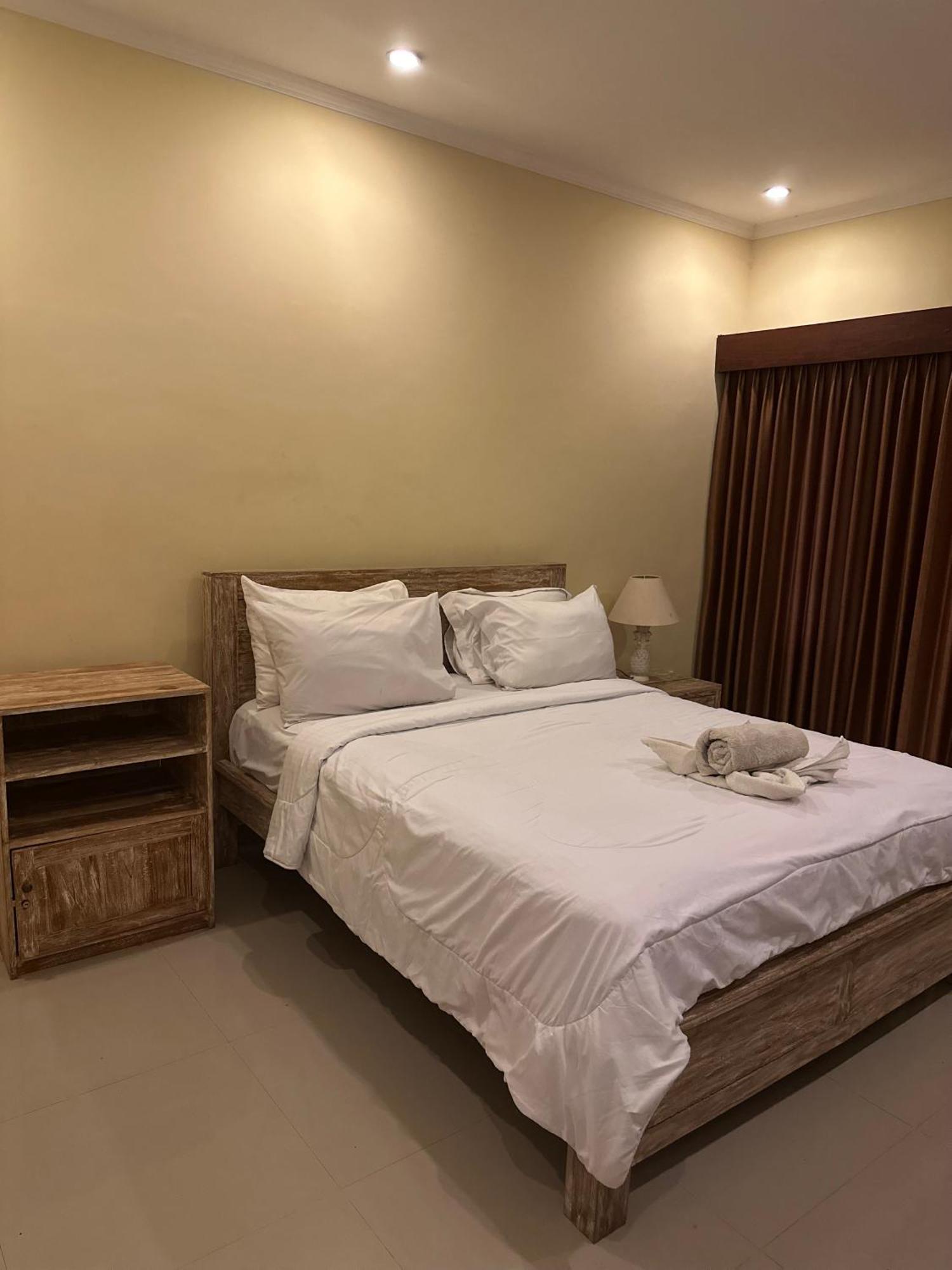 Dicky Guest House Batu Bolong Canggu Esterno foto