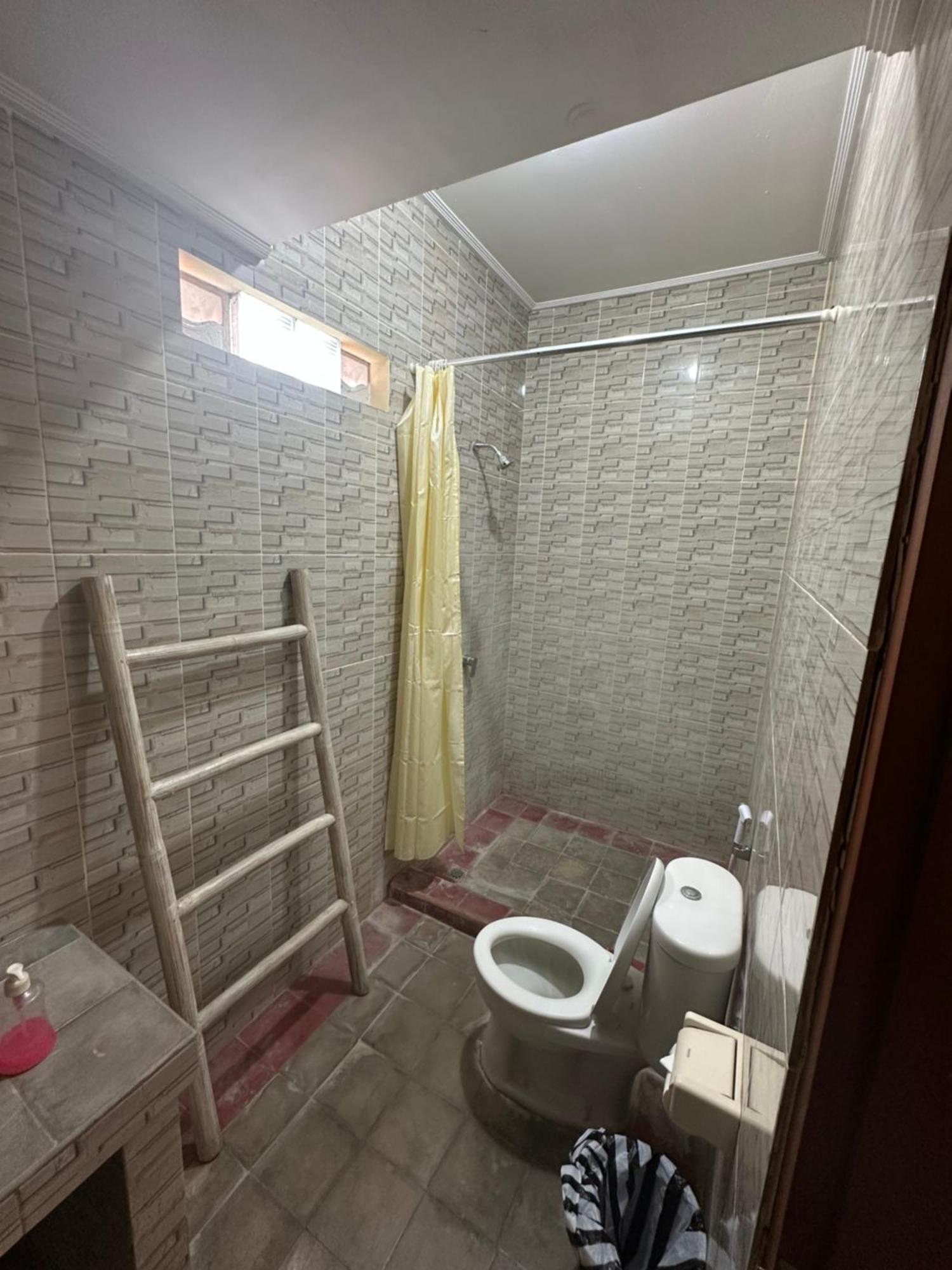 Dicky Guest House Batu Bolong Canggu Esterno foto